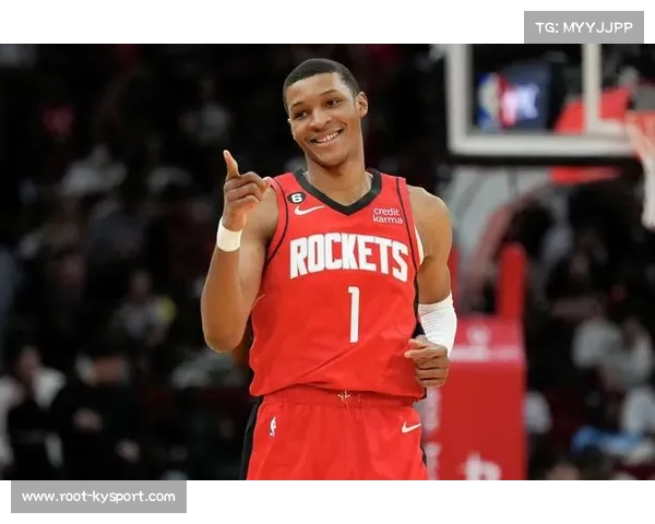 火箭新星小贾巴里史密斯砍下25分5篮板5助攻零失误创队史最年轻纪录